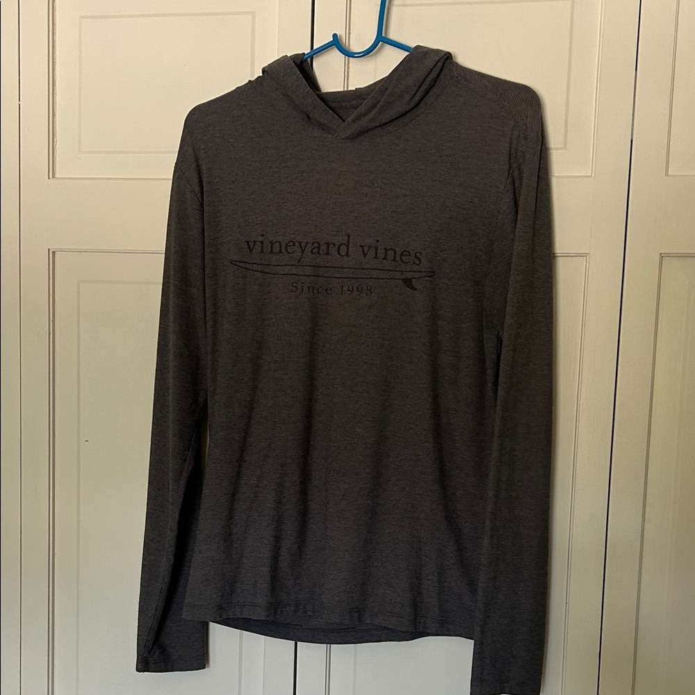 Vineyard Vines Charcoal XS Island T-Shirt with Hood